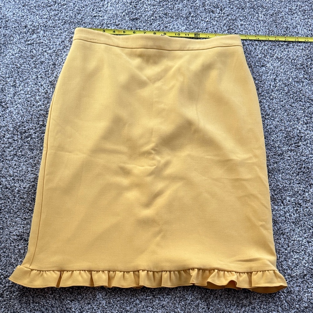 Ann Taylor Yellow Pencil Skirt with Ruffle Detail NWT